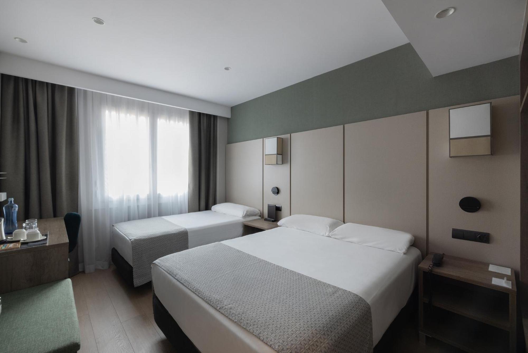 Catalonia Albeniz 3* Barcelone